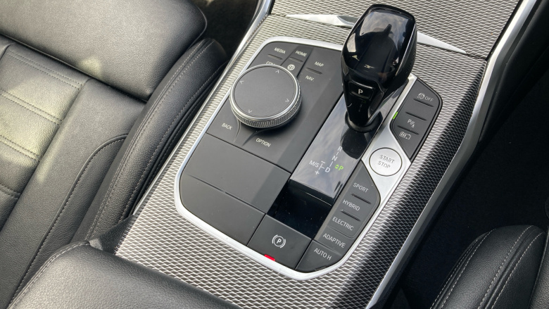 BMW 3 Series 330e M Sport 4dr Step Auto Saloon